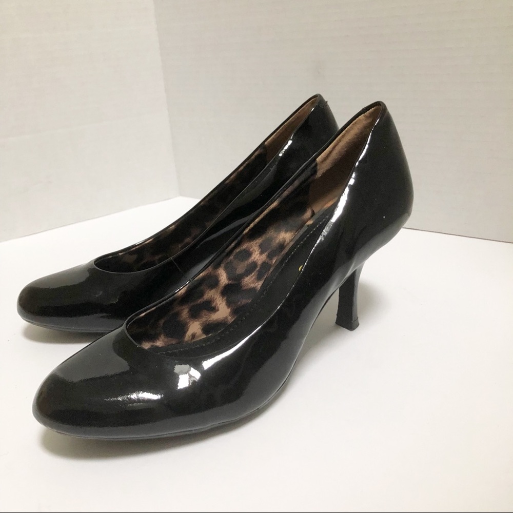 Arturo Chiang | Patent Leather Pumps